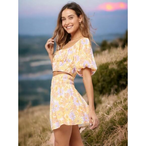 NWT - L*SPACE JAX Skirt Orange/Yellow/Purple Floral Print Size: M - Picture 2 of 4